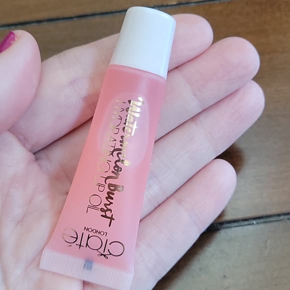 🍉 CIATE LIP OIL - Picture 4 of 4